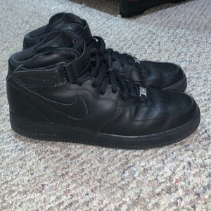 Black Nike Air Force 1 size 12 (practically new condition)